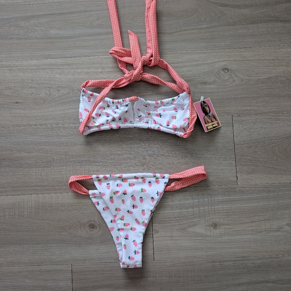 Strawberry Milk Mob White & Pink Heart Print Bikini - Picture 6 of 9